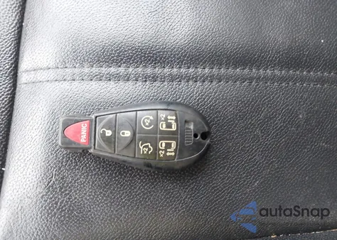 2014 Chrysler Town & Country Touring из США, поврежденный, VIN 2C4RC1BG7ER257121